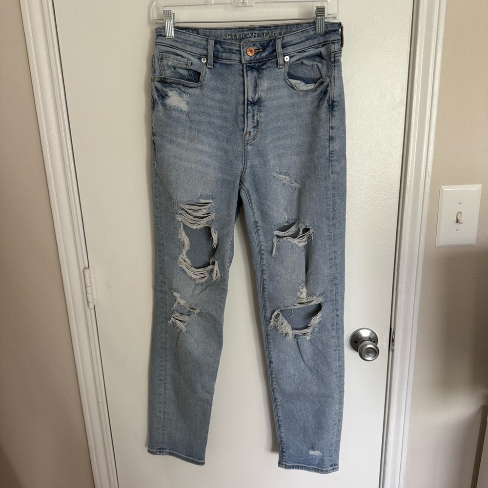 American Eagle Outfitters Light Blue Mom Jeans